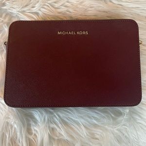 Michael Kors Jet Set Crossbody Bag